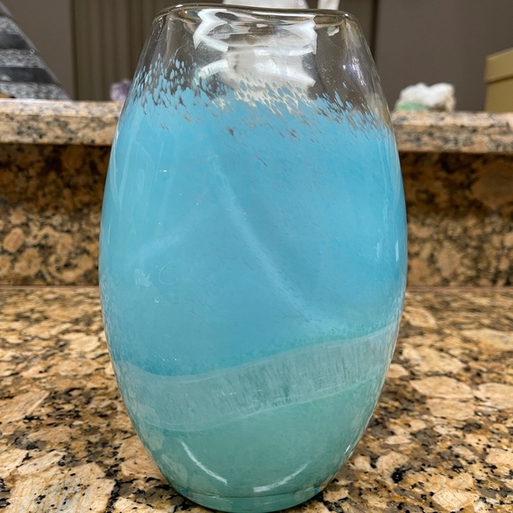 Toscano TUARI 8IN Vase - Picture 3 of 4